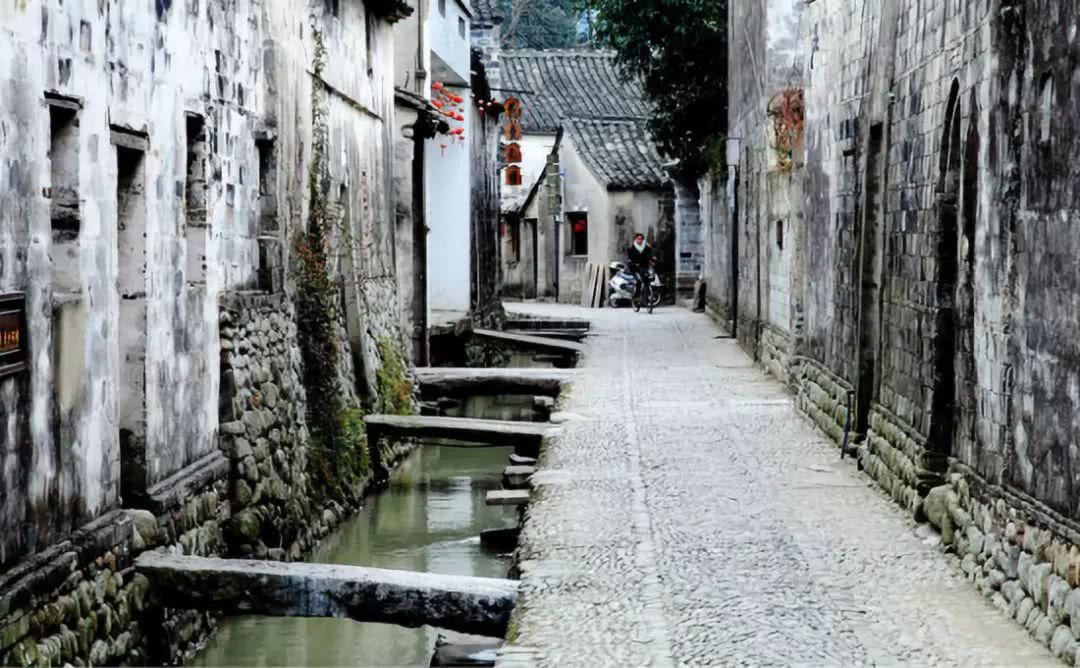 t–belt这个丰田车的故障灯是什么意思